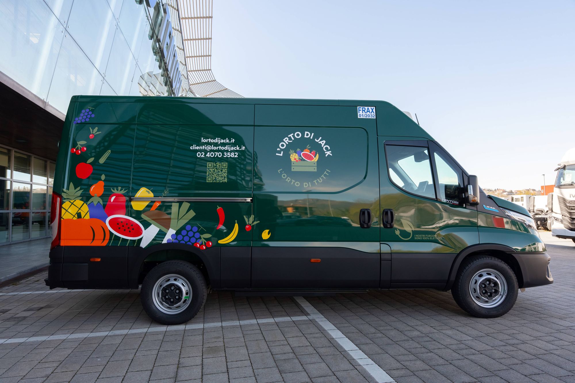Consegna del nuovo Iveco Daily della flotta